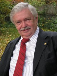 Лиханов Альберт Анатольевич