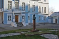 Лиханов Альберт Анатольевич